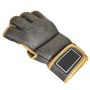 Gants professionnels en cuir de haute qualité MMA Logo personnalisé demi-doigt unisexe pour UFC Arts martiaux Muay Thai - Product Image 3