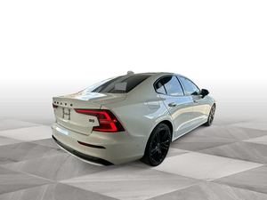 ราคาลดลง! การประมูลรถยนต์จากตัวแทนจำหน่าย ปี 2023 S60 B5Plus Black Editions ขับเคลื่อนล้อหน้า - Product Image 3