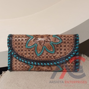 กระเป๋าคลัทช์ใส่โทรศัพท์ลายดอกไม้ทำมือสไตล์ตะวันตกมาใหม่ - Product Image 1