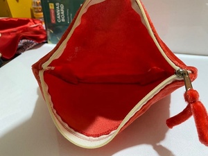 Collection d'été Sacs à main pour femmes Broderie en polyester velours Fermeture à glissière portable de haute qualité Couleurs personnalisées - Product Image 4