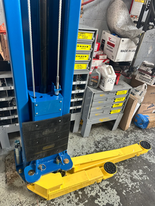 Elevador de Dos Postes Northstar de 10,000 lb. Elevador de dos postes de alta resistencia con gran capacidad de elevación, el mejor elevador de autos para taller mecánico, proveedor cerca de mí - Product Image 3