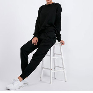 Ensemble de survêtement 2 pièces pour femme, col rond, en polyester uni, coupe droite, blanc, pour l'hiver, vente en gros - Product Image 4