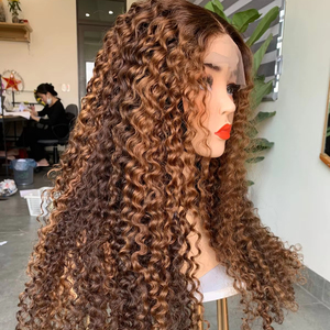 Cabello Humano Vietnamita Rizado Euroasiático 100%, Cabello 100% Sin Procesar de Vietnamhairluxury - Product Image 1