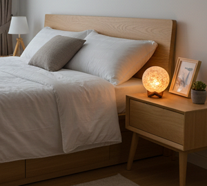 Lampe de sel de l'Himalaya en forme de sphère, sel gris naturel, 5 kg, boule de cristal, base en bois, ioniseur de guérison, veilleuse - Product Image 3