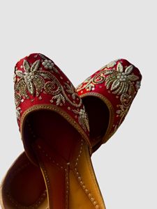 Women's Modest Eco-friendly Durable High-quality <b>Khussa</b> with Embroidered Work Fabric For Women - Product Image 5