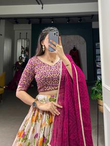 Lehenga choli ผ้าไหมทัสซาร์พิมพ์ลายดอกไม้และ patola แฟชั่นผู้หญิงจากอินเดีย - Product Image 5