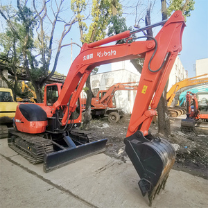 Excavadora de cadenas usada Kubota KX185-3 de 8.5 toneladas, marca Good Health Made in Japan, con cuchilla. - Product Image 5