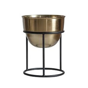 Small Size Metal <b>Galvanized</b> <b>Planter</b> Rustic Oval Shape Wooden Handles Long Lasting for Gardening and Flower Pots Metal <b>Planter</b> - Product Image 3