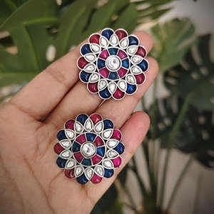 Tribal Tales Floral <b>Stud</b> Vintage Tribal Floral Kemp Kemp Kundan Bezel Setting Trendy Hoop Design for Party Gift Made Brass Pearl - Product Image 2