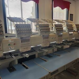 Machine à broder automatique informatisée à 12 têtes, 12 aiguilles, moteur haute vitesse 1500 tr/min, 16 langues, pour t-shirts, à vendre - Product Image 5