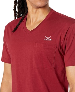 T-shirt à manches courtes en coton, logo personnalisé, décontracté, t-shirt rouge de première classe, qualité pour hommes, t-shirts du fabricant Pakistan - Product Image 3