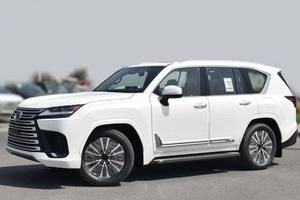 NUOVISSIMO 2025 Lexus LX700h Ibrido 3.5L (457 CV) 6 Cilindri 4WD Ibrido a Benzina Trasmissione Automatica Guida a Sinistra - Product Image 2