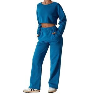 Femmes décontracté hiver Streetwear ensemble à manches longues haut court à capuche plat avant polaire pantalons de survêtement taille élastique fermeture 100% coton - Product Image 3