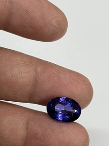 Loupe en Tanzanite naturelle de couleur Fine et de forme ovale de qualité, parfaitement fabriquée, pierre précieuse en vrac de 7.00 carat par Sadiya International - Product Image 4