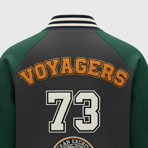 Veste bomber universitaire en cuir avec patchs brodés personnalisés pour hommes Fabricant OEM Veste universitaire pour hommes de haute qualité - Product Image 6