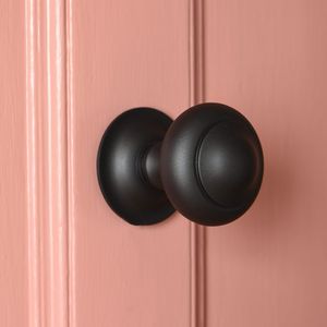 Pomo de Puerta de Hierro Forjado Hecho a Mano con Acabado Negro para Puerta y Ventana, Uso en el Hogar y Hoteles, Pomo de Puerta de Entrada - Product Image 5