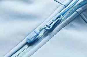 Chaqueta softshell para exteriores, diseñada para brindar comodidad, movilidad y durabilidad, que ofrece calidez para el invierno y un estilo de vida activo. - Product Image 6