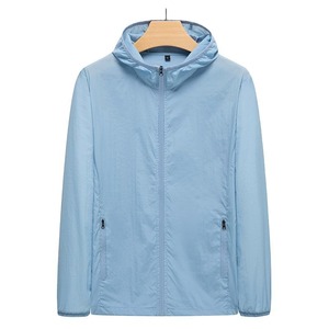 Chaqueta Cortavientos para Hombre con Cuello Alto, Cremallera Completa, Diseño de Lona Impermeable con Logotipo, Recubierta para Todas las Estaciones, Resistente al Viento - Product Image 3