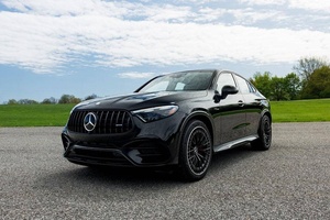 Nuevo 2024 negro Mercedes-Benzz AMG GLC 63 S E Performance 4MATIC Coupe muy limpio - Product Image 2