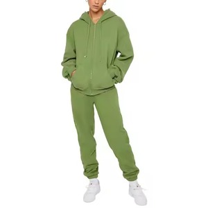 Ensemble de survêtement à capuche pour femme avec logo personnalisé, comprenant un sweat à capuche et un pantalon de jogging, deux pièces - Product Image 2