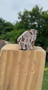 แสตมป์ไม้สักแกะสลักลายอูฐแบบบล็อกพิมพ์ |   ลายม้ามูน |   เครื่องมือพิมพ์ผ้าแบบบล็อก - Product Image 4