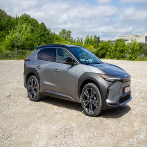 Utilisé pour Toyota Bz4X SUV électrique avec FWD direction gauche R15 pneus sièges en cuir foncé moteur turbo à vendre en Chine - Product Image 3