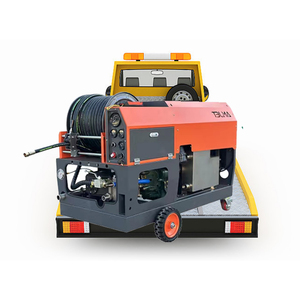 Le <span class=keywords><strong>moteur</strong></span> <span class=keywords><strong>diesel</strong></span> de nettoyage d'égout à quatre cylindres Amjet est livré en standard avec 50 mètres de tuyau avec quatre buses 2/1 - Product Image 3