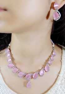 ชุดเครื่องประดับสร้อยคอเพชรแบบอเมริกันหรูหราสำหรับผู้หญิงชุดเครื่องประดับสำหรับงานเลี้ยงเจ้าสาวที่มีหินสีเขียวมิ้นท์ - Product Image 4