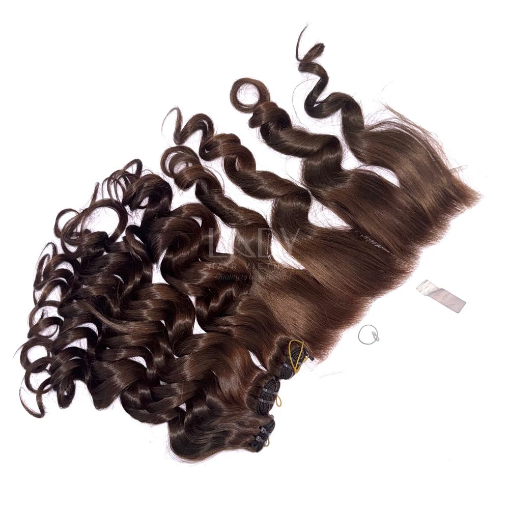 สีน้ำตาล