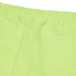 Pantalones Deportivos Holgados de Estilo Urbano Diseñados con Tela Cómoda y Corte Holgado - Product Image 3