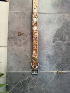 Collar de perro de cuero de piel de vaca Calavera Hermoso diseñador Patrón occidental Collares para mascotas Venta al por mayor Producto a granel Múltiples usos - Product Image 2