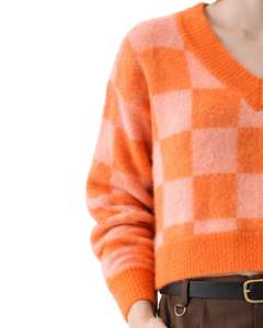 Suéter de Punto Personalizado a Cuadros Naranja para Mujer, Cuello en V, Tejido Suave y Afelpado, Manga Larga, Informal de Invierno, Top Corto de Moda - Product Image 3