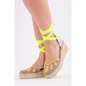 Alpargata cerrada con punta en cuña - Product Image 5