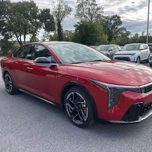 (H&S) AUTO USADO 2025 K4 GT LINE - Product Image 1