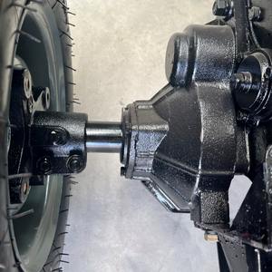 Tractor Agrícola de 70 CV con Motor Diésel, Tracción en las 4 Ruedas, Bomba y Caja de Cambios Incluidas, Alta Productividad, Arranque Manual - Product Image 4