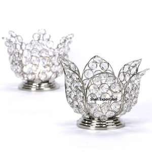 Bougeoir en cristal en forme de lotus pour dîners aux chandelles décor de maison et de mariage centres de table en argent - Product Image 1