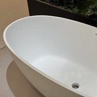 Baignoire autoportante en pierre artificielle Gurgle Solid Surface, blanc mat, facile à nettoyer, baignoire de trempage