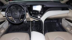2023 modelo TOYOTA CAMRY LE básicos 2.5L gasolina - Product Image 6