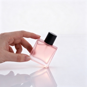 ขวดน้ำหอมดีไซน์หรูขนาด 100 มล. แบบสเปรย์ สำหรับน้ำหอม EDP EDT ของแท้จากอเมริกา ขายส่ง พร้อมหัวปั๊ม ใช้งานได้ยาวนาน ผลิตจากแก้ว - Product Image 6