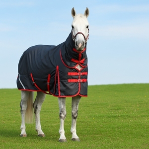 Tapis de cheval respirants de haute qualité Logo personnalisé feuille de mouche chaud hiver cheval tapis de participation imperméable et coupe-vent couverture extérieure - Product Image 1