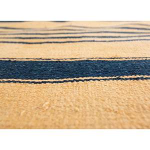 พรมขนสัตว์ทอมือลายทางทรงสี่เหลี่ยมผืนผ้า ยี่ห้อ Nayaab Gold Flat Weaves รุ่น PAEM-345 สำหรับบ้าน ห้องโถง ห้องนั่งเล่น - Product Image 3