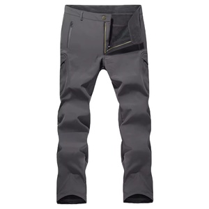 2024 nouvelle conception personnalisée en gros hommes Cargo Joggers décontracté Nylon pantalon de survêtement ensemble avec taille moyenne motif droit Cargo pantalon - Product Image 1