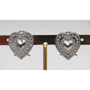 Ensemble collier et boucles d'oreilles en laiton classique fait main avec pendentif en forme de cœur et zircon pour les occasions de fiançailles, d'anniversaire et de mariage pour femmes - Product Image 3