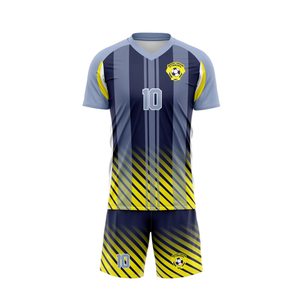 Juego de uniformes de fútbol impresos sublimados de diseño personalizado OEM 100% tela transpirable de poliéster que incluye bolsas de calcetines superiores para invierno - Product Image 3