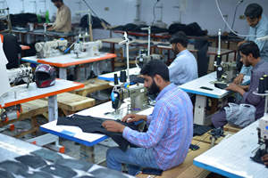 กางเกงวิ่งเอวกลางวินเทจของผู้ชาย2025กางเกงขาบานสตรีทแวร์ผ้าเกล็ดปลาขาบาน - Product Image 6