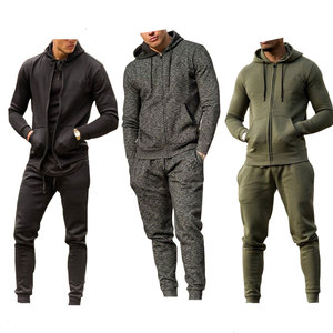 Conjunto Deportivo para Hombre con Sudadera con Cremallera Completa y Pantalones Jogger en Color Contrastante, Marca Privada OEM Trackstar - Product Image 3