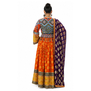 Vestido Afgano Kuchi de Lujo para Boda, Estilo Oversize, Ecológico, de Cachemira, con Bordado Pashtun Hecho a Mano - Product Image 2
