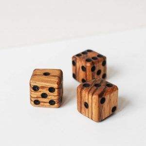 Dés en bois de qualité supérieure, dés faits à la main pour les jeux de société classiques, les jeux de fête et les jeux éducatifs - Product Image 2
