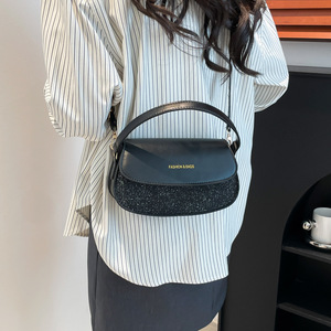 กระเป๋าสะพายข้างทรงอานม้าพับได้ทันสมัย ทนทาน พร้อมซิปปิด ผิวสัมผัส PU สำหรับผู้หญิง สไตล์ใหม่ปี 2025 - Product Image 2