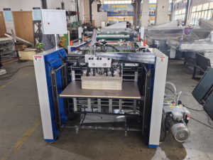 Máquina Automática de Serigrafía Cilíndrica MX-1020, 3000 piezas/h, para Papel Grueso y Cartón de hasta 400 g/m² - Product Image 4